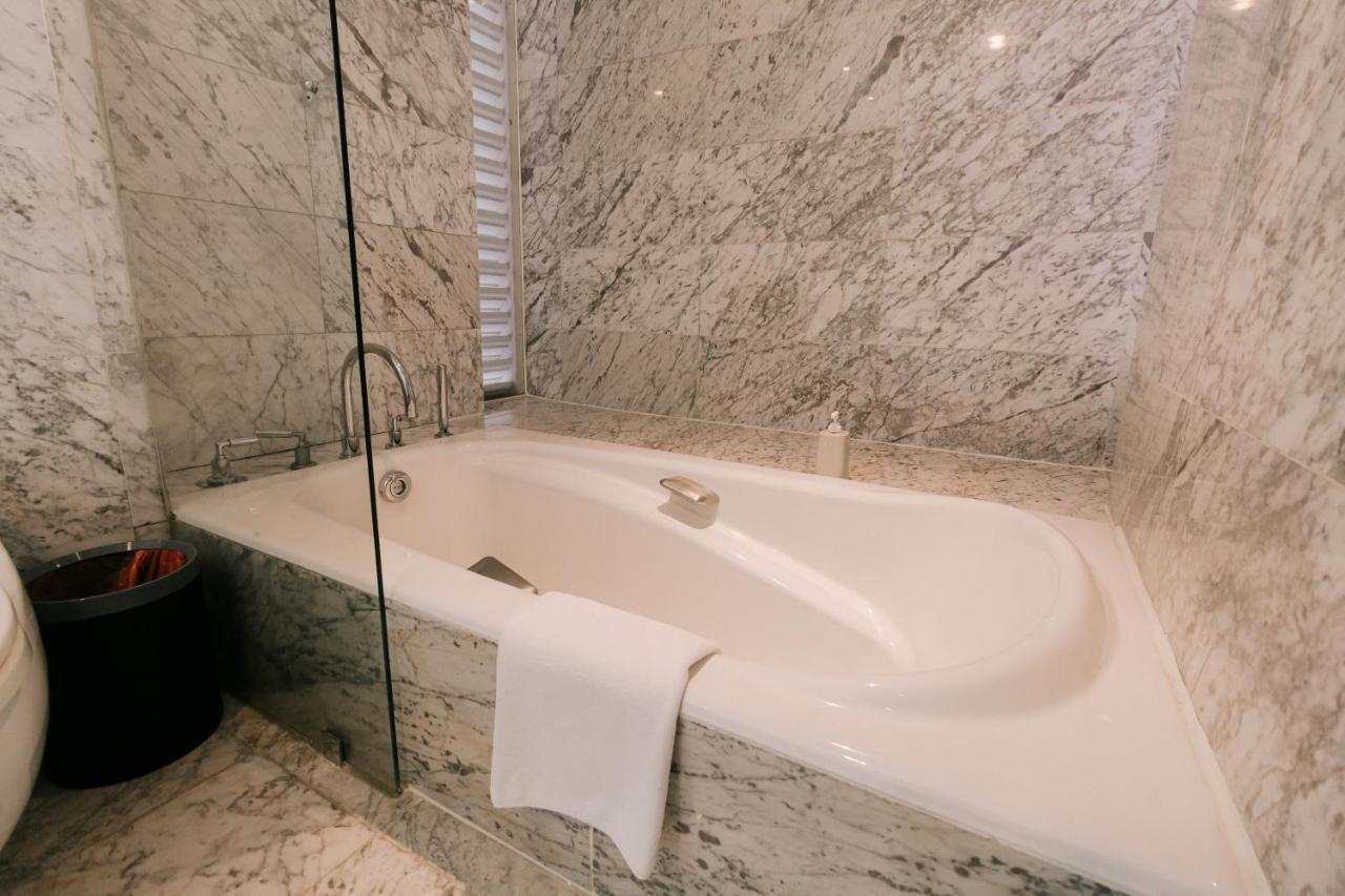Blue Arch - Luxury Serviced Apartment In Central Saigon Ho Chi Minh-stad Buitenkant foto